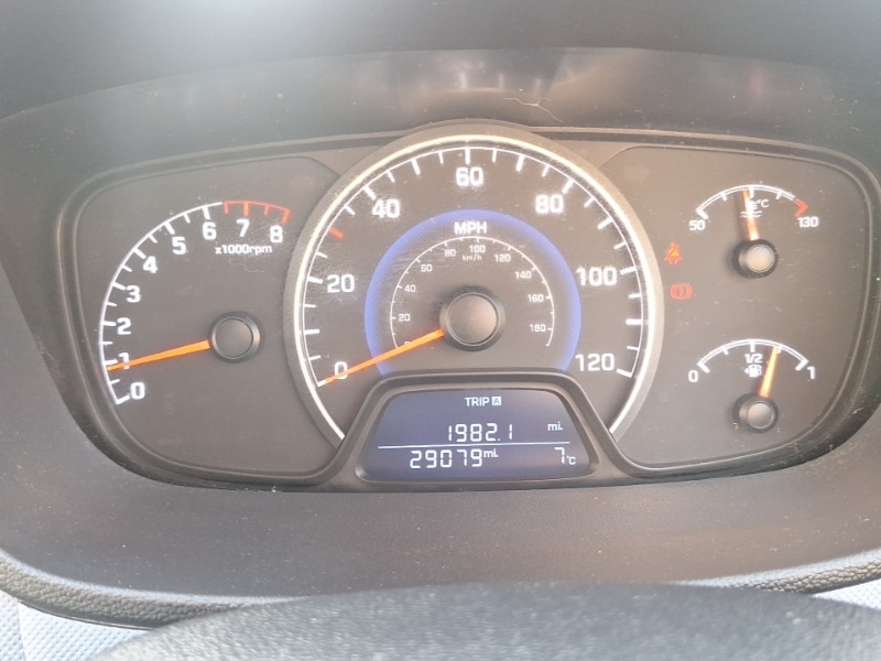 Used Hyundai i10 2017 for sale - 77751209: Photo 17