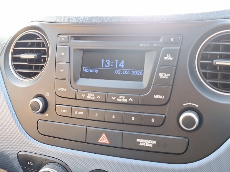 Used Hyundai i10 2017 for sale - 77751209: Photo 18