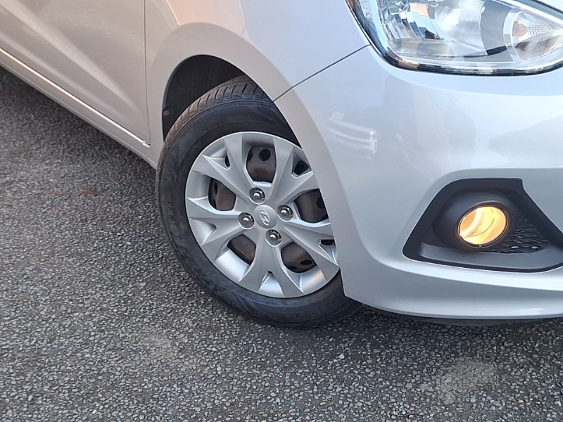 Used Hyundai i10 2017 for sale - 77751209: Photo 9