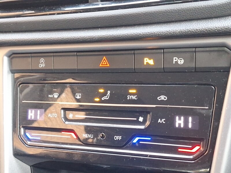 Used Volkswagen T-Roc 2022 for sale - 76369648: Photo 14