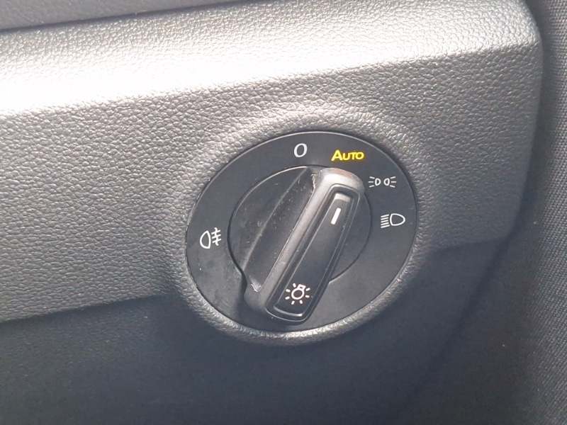 Used Volkswagen T-Roc 2022 for sale - 76369648: Photo 16