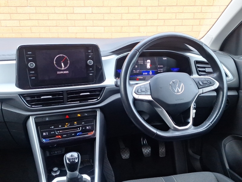 Used Volkswagen T-Roc 2022 for sale - 76369648: Photo 7