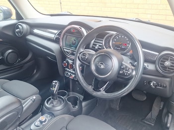 Used MINI Hatch 2019 for sale - 78243538: Photo