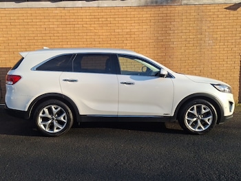 Used Kia Sorento 2017 for sale - 77284210: Photo