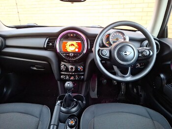 Used MINI Hatch 2020 for sale - 77028497: Photo