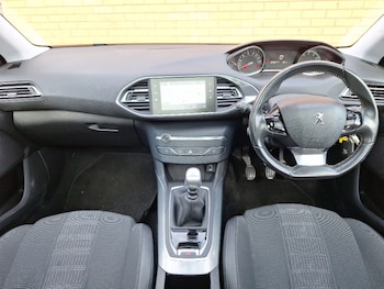 Used Peugeot 308 2018 for sale - 75963816: Photo