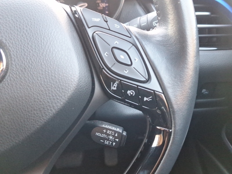 Used Toyota C-HR 2020 for sale - 77329752: Photo 13