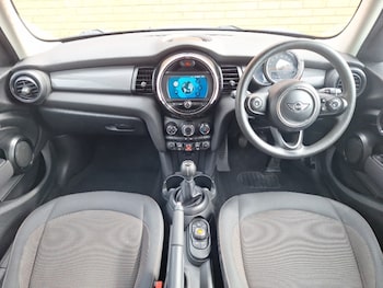 Used MINI Hatch 2018 for sale - 78884791: Photo