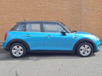 Used MINI Hatch 2018 for sale - 78884791: Photo