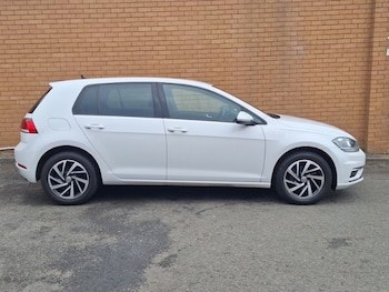 Used Volkswagen Golf 2019 for sale - 78861038: Photo