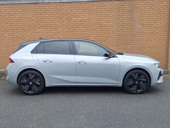 Used Vauxhall Astra 2024 for sale - 77028485: Photo