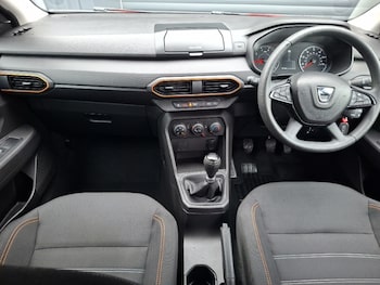 Used Dacia Sandero Stepway 2022 for sale - 79356581: Photo