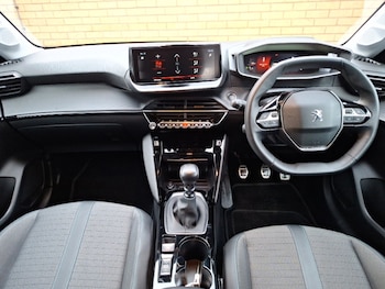 Used Peugeot 208 2022 for sale - 77105472: Photo