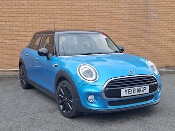 Used MINI Hatch 2018 for sale - 79597968: Photo