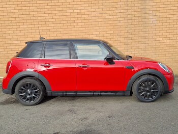 Used MINI Hatch 2022 for sale - 77896901: Photo