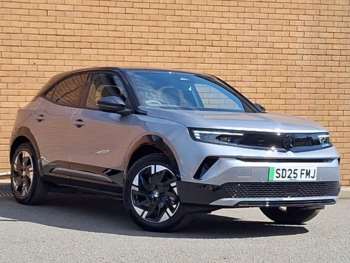 2025 - 115kW Ultimate 54kWh 5dr Auto
