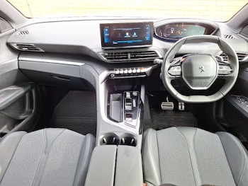 Used Peugeot 3008 2024 for sale - 75537190: Photo