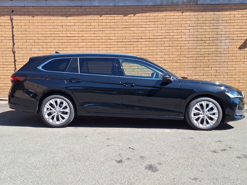 Used Skoda Superb 2024 for sale - 76537175: Photo 4