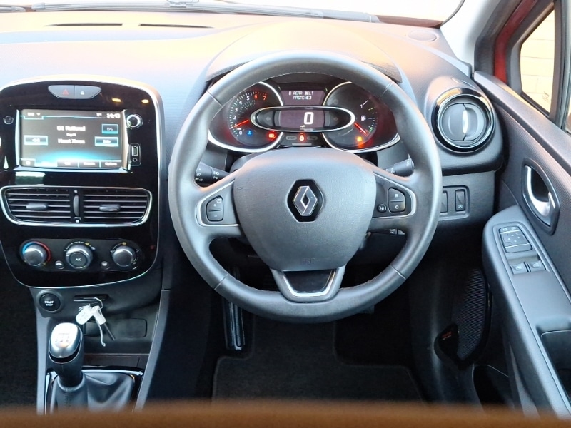 Used Renault Clio 2019 for sale - 76779527: Photo 10