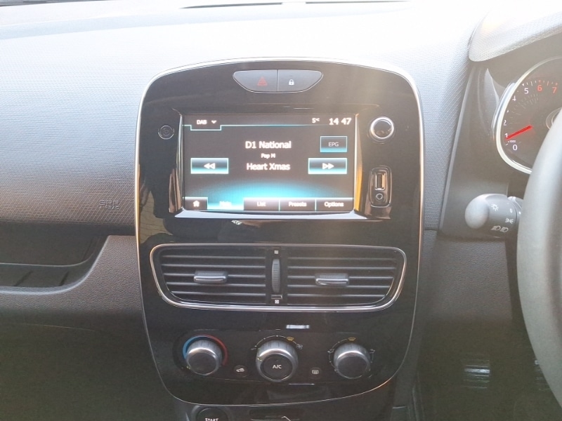 Used Renault Clio 2019 for sale - 76779527: Photo 12