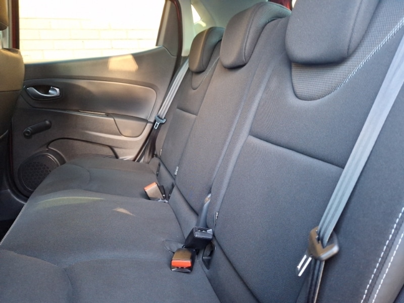 Used Renault Clio 2019 for sale - 76779527: Photo 6