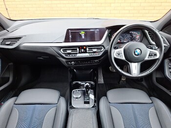 Used BMW 1 Series 2023 for sale - 76427336: Photo