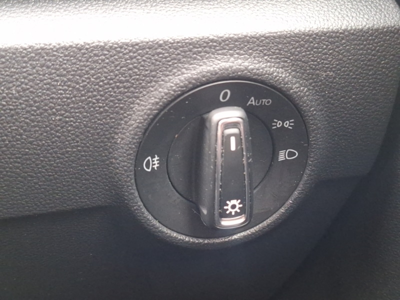 Used Volkswagen T-Roc 2020 for sale - 76506869: Photo 12