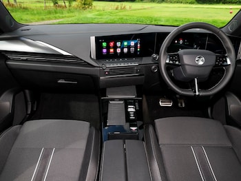 Used Vauxhall Astra 2025 for sale - 76455924: Photo