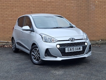 Used Hyundai i10 2019 for sale - 77517834: Photo