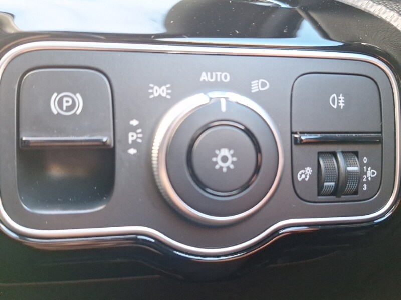 Used Mercedes-Benz A-Class 2019 for sale - 77209211: Photo 12