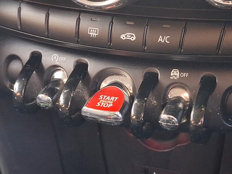 Used MINI Hatch 2018 for sale - 77660881: Photo 14