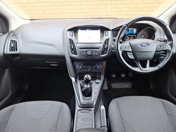 Used Ford Focus 2017 for sale - 77424315: Photo