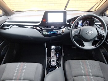 Used Toyota C-HR 2022 for sale - 77338242: Photo