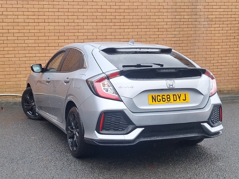 Used Honda Civic 2019 for sale - 76721598: Photo 3