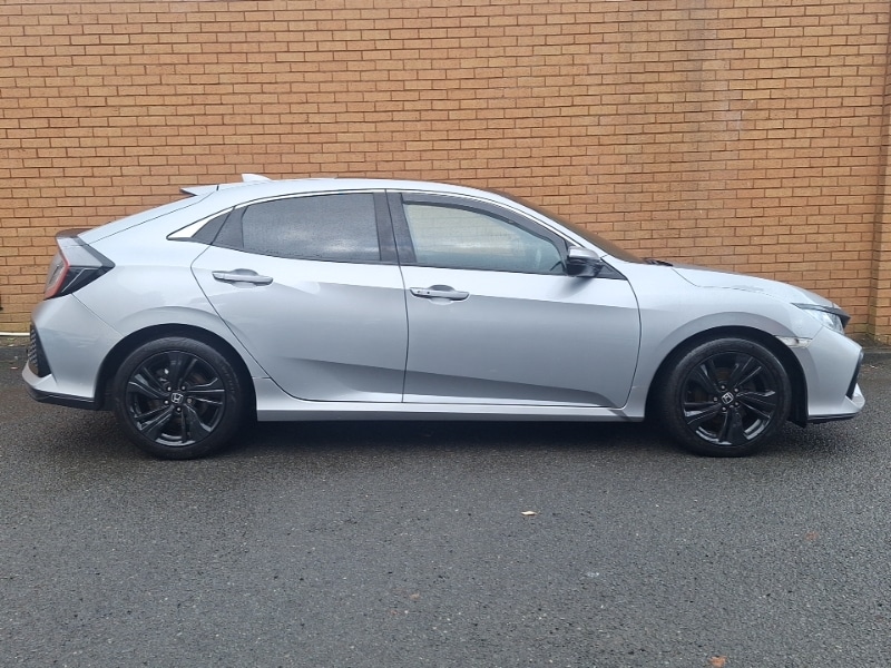 Used Honda Civic 2019 for sale - 76721598: Photo 4