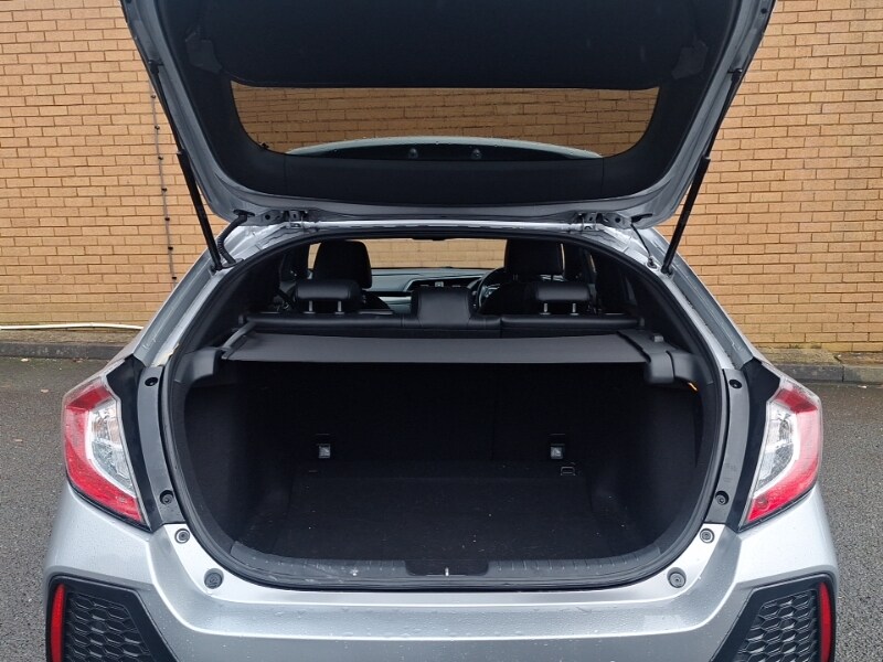 Used Honda Civic 2019 for sale - 76721598: Photo 8