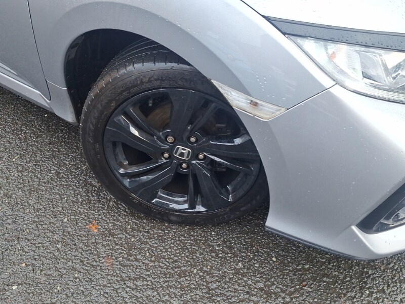 Used Honda Civic 2019 for sale - 76721598: Photo 9