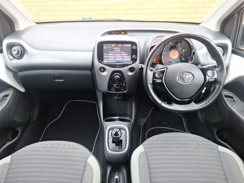 Used Toyota AYGO 2019 for sale - 77922486: Photo 2