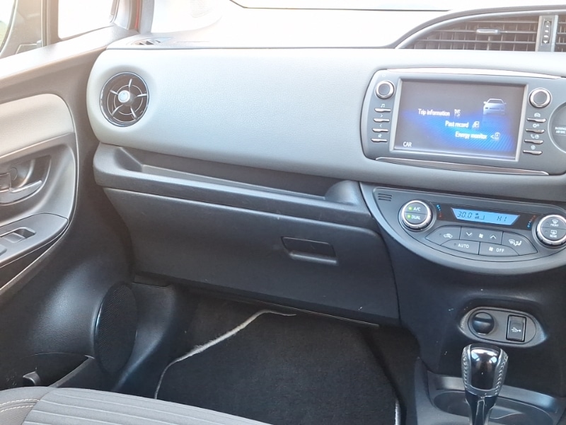 Used Toyota Yaris 2019 for sale - 76628715: Photo 11