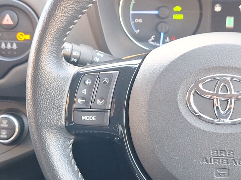 Used Toyota Yaris 2019 for sale - 76628715: Photo 12