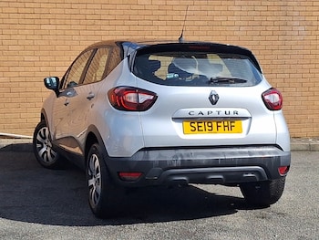 Used Renault Captur 2019 for sale - 78467480: Photo