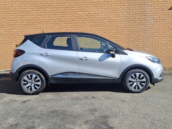 Used Renault Captur 2019 for sale - 78467480: Photo