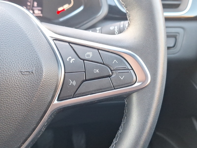 Used Renault Captur 2023 for sale - 76779514: Photo 13