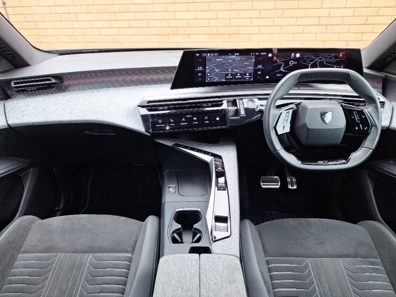 Used Peugeot 3008 2024 for sale - 76951771: Photo 2