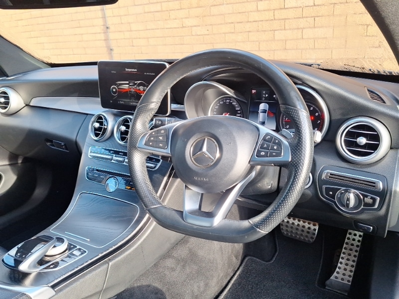 Used Mercedes-Benz C Class 2018 for sale - 76609972: Photo 2