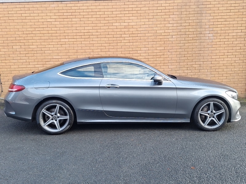 Used Mercedes-Benz C Class 2018 for sale - 76609972: Photo 4