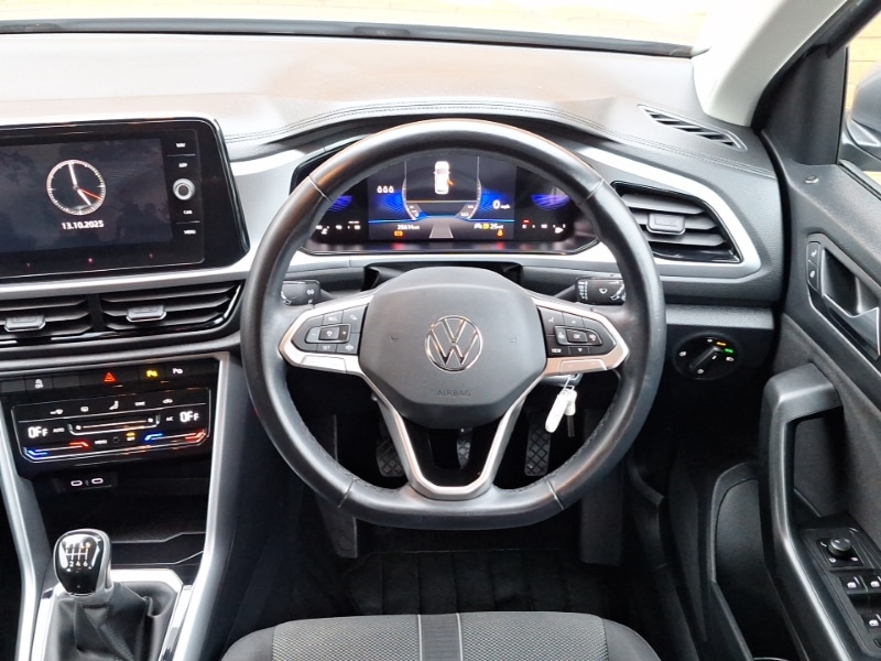 Used Volkswagen T-Roc 2022 for sale - 76335820: Photo 10