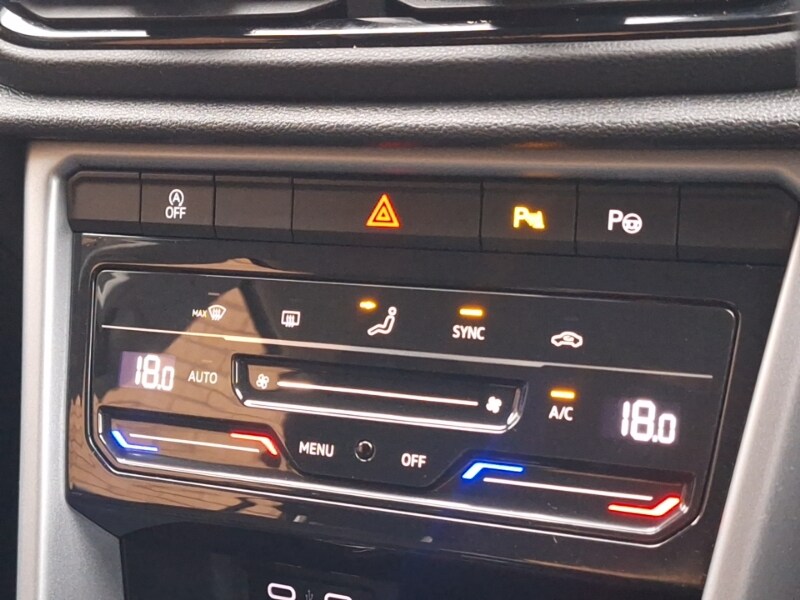 Used Volkswagen T-Roc 2022 for sale - 76335820: Photo 16