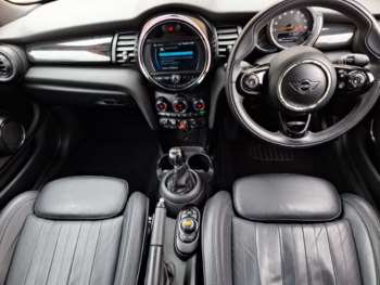 Used MINI Cooper 2019 for sale - 75063132: Photo