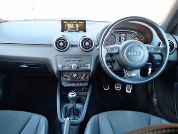 Used Audi A1 2017 for sale - 76880099: Photo